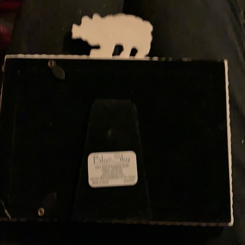 Picture frame - Picture 2 of 3